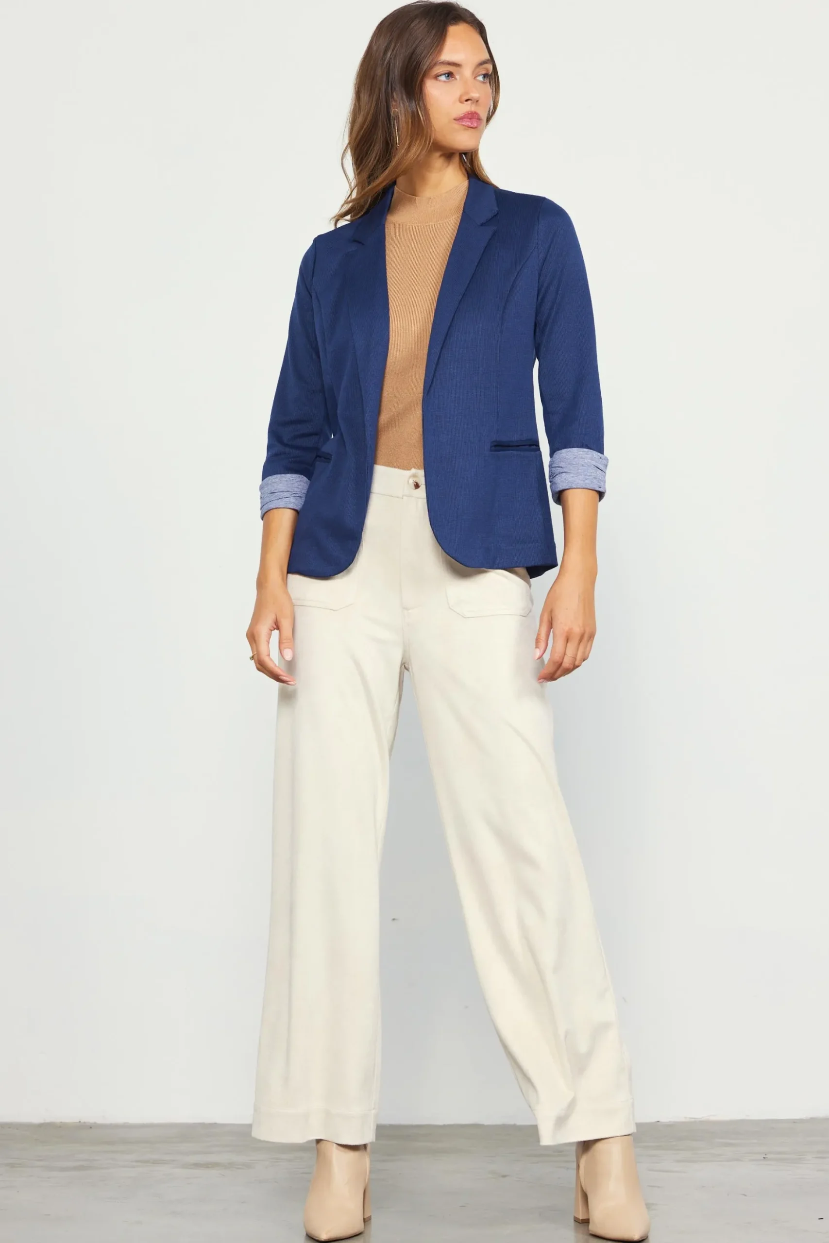 Three Quarter Sleeve Knit Blazer